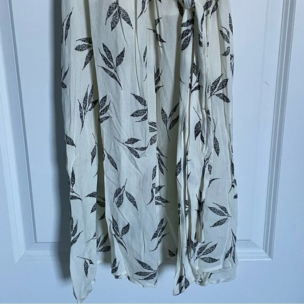 Baltic Born Leaf Print Off Shoulder Maxi Dress 18964 - Picture 4 of 14